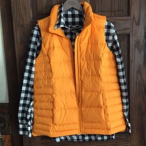 NWT Lands’ End down vest
